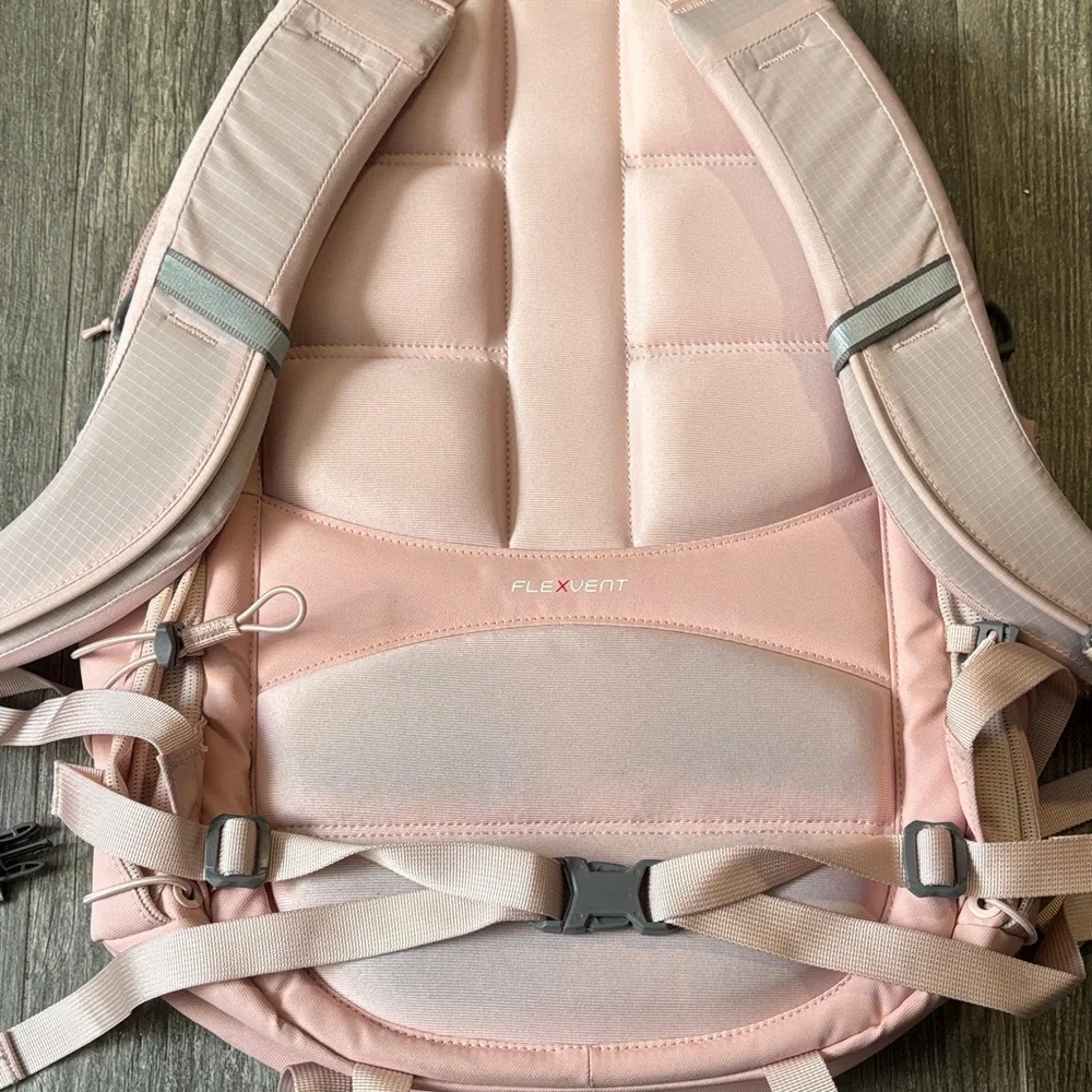 The North Face Borealis Luxe Blush Backpack - Picture 4 of 5